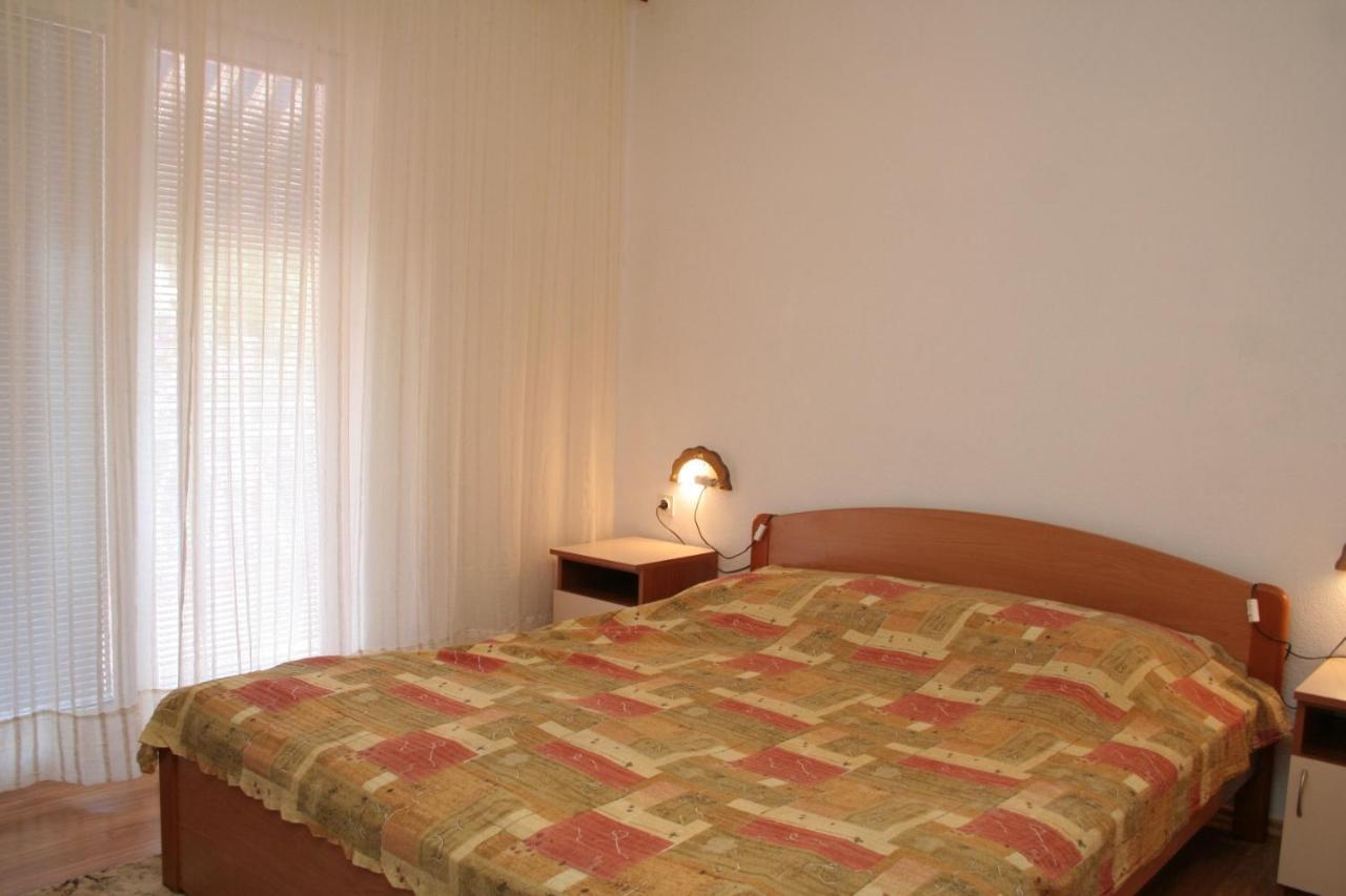 Apartments By The Sea Cove Zarace - Gdinj, Hvar - 4598 Exterior photo